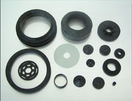 异戊橡胶与五金工具 相辅相成的现代工业组合